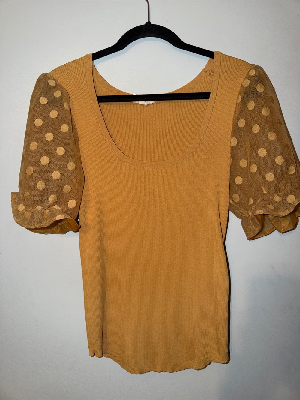 entro Mustard Scoop Neck Ribbed Polka Dot Puff Sleeve Top
